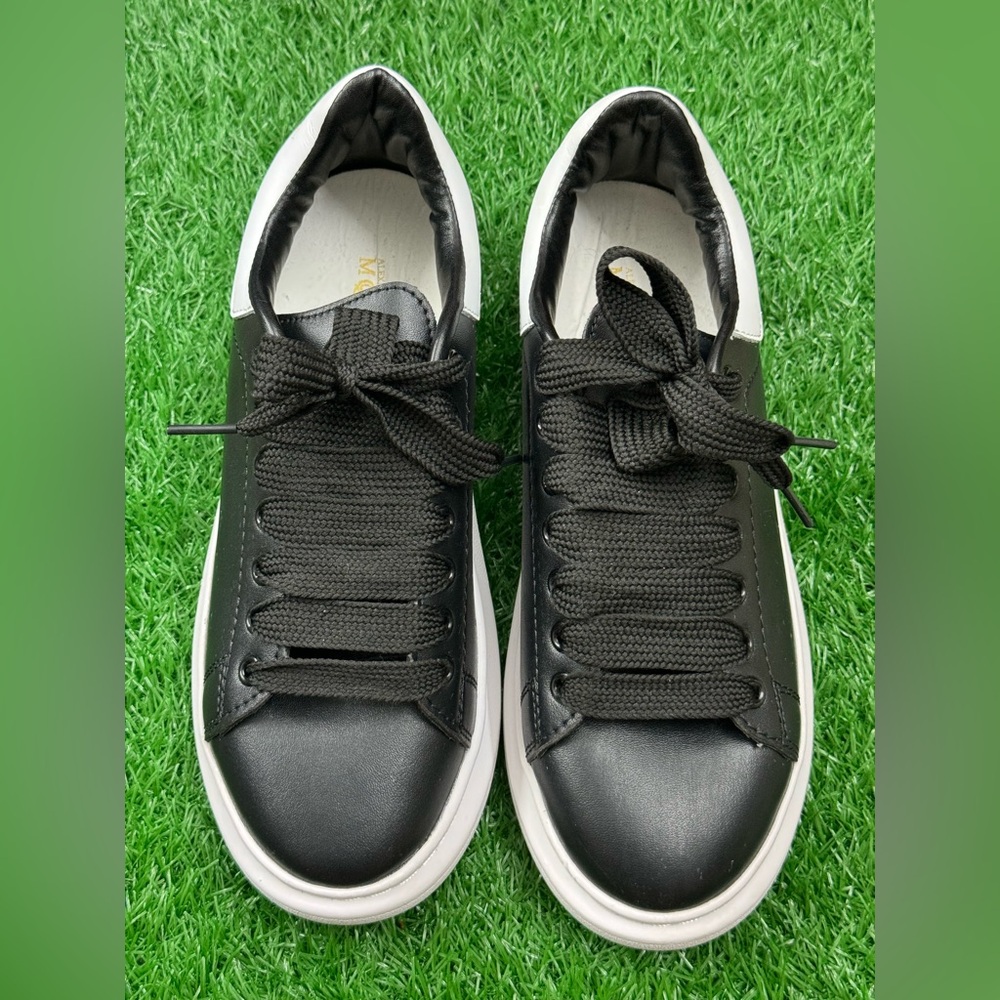 Alexander‎ McQueen Sneakers Size 40